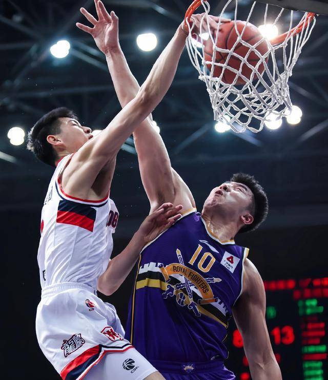 江南体育-萨克拉门托国王迎CBA常规赛关键赛，今晚回应争议，质疑声仍在，身体对抗强度拉满的简单介绍