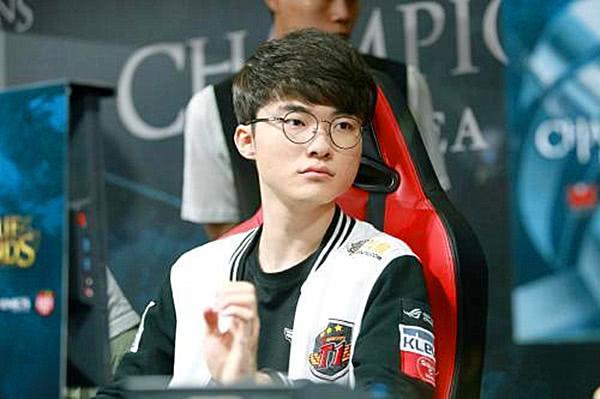 关于Faker爆冷击败阿森纳,精彩发挥引爆全场!的信息 关于Faker爆冷击败阿森纳,精彩发挥引爆全场!的信息